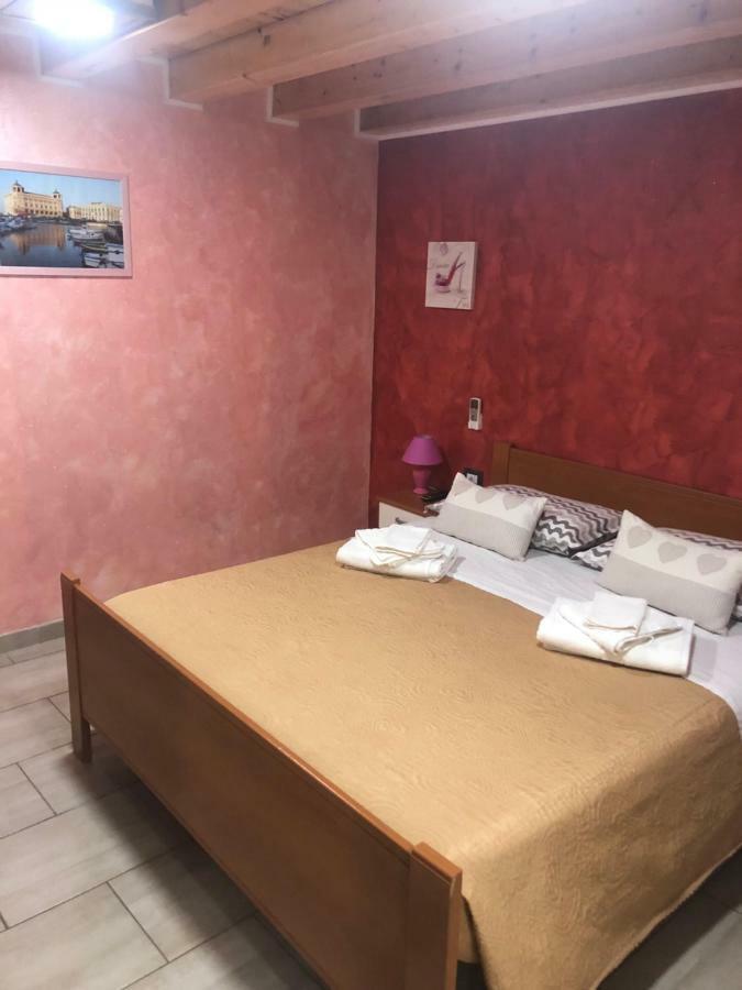 Rooms Chanel Syracuse Esterno foto